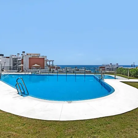 Blue Lady By The Sea *