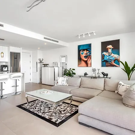 Blue Lady By The Sea Appartement