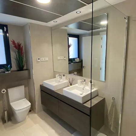 Blue Lady By The Sea Апартаменти *