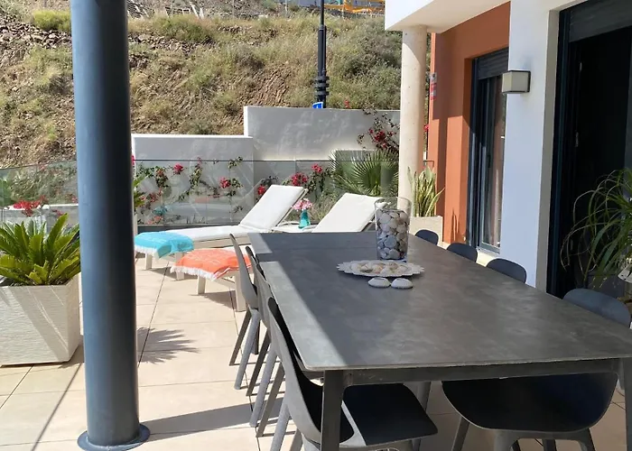 Blue Lady By The Sea *